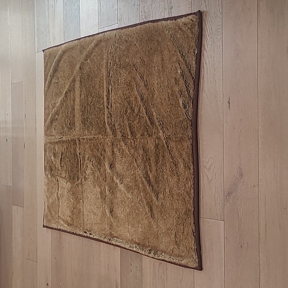 EUC Pottery Barn Throw Blanket Brown/Grey Faux Fur Heavy Weight Sofa Blanket - Picture 2 of 11